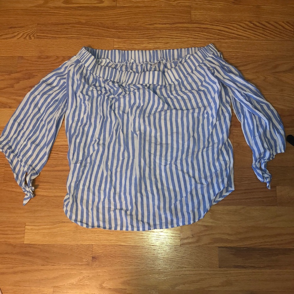 Old navy off the shoulder shirt